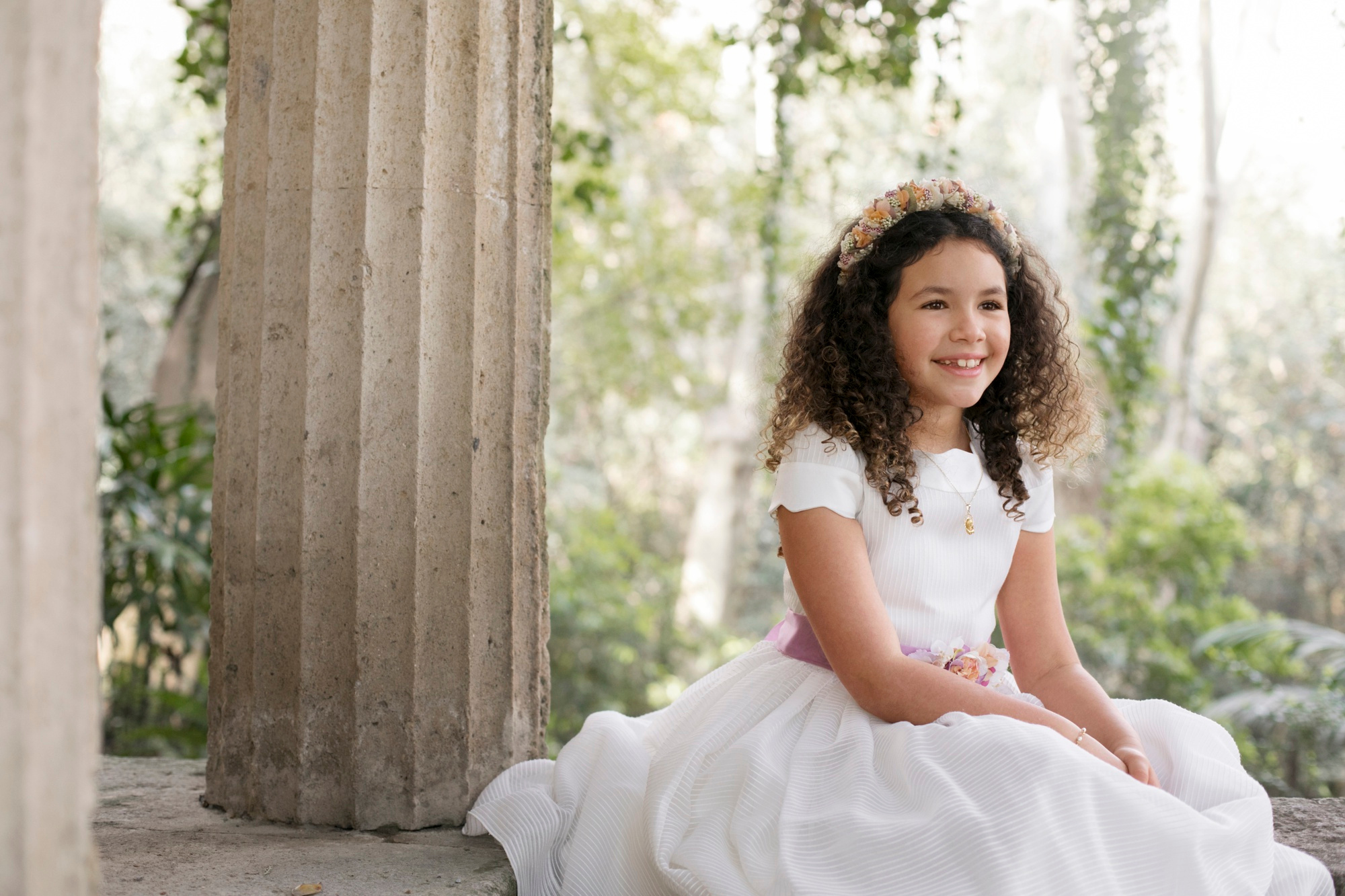 Nowoczesne sukienki komunijne – doskonały wybór dla Twojej córki