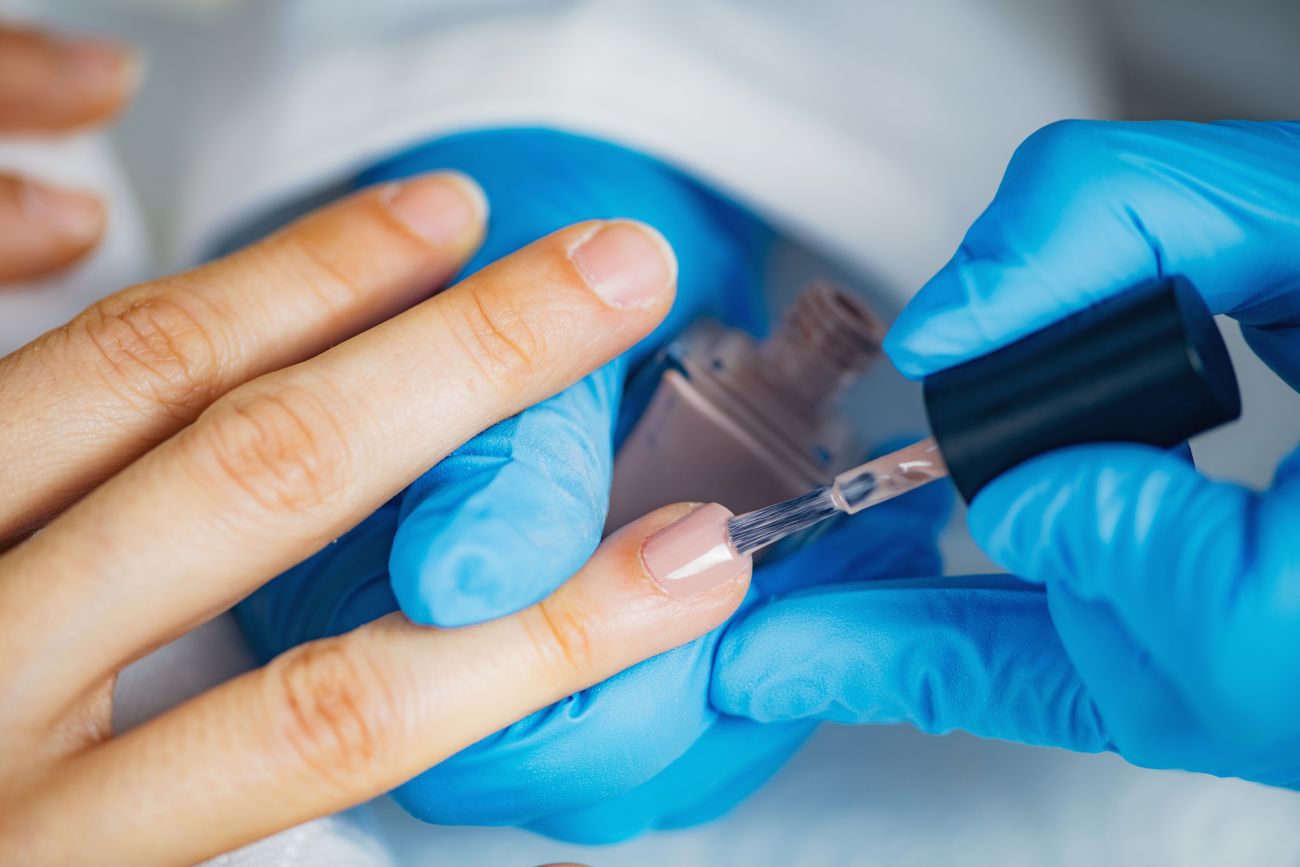 Baza do paznokci – klucz do trwałego i pięknego manicure | 36